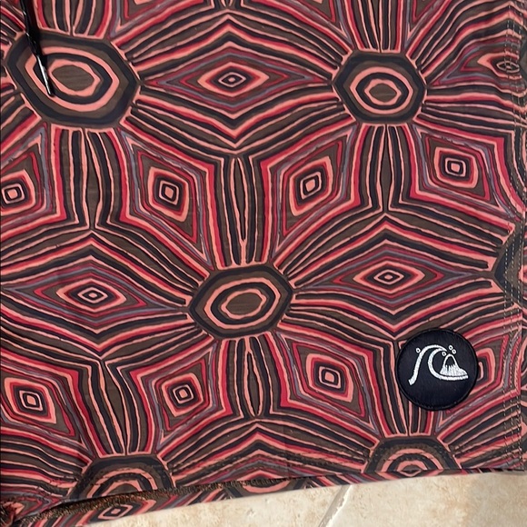 Quiksilver Highline 19” Board Shorts - Picture 2 of 6